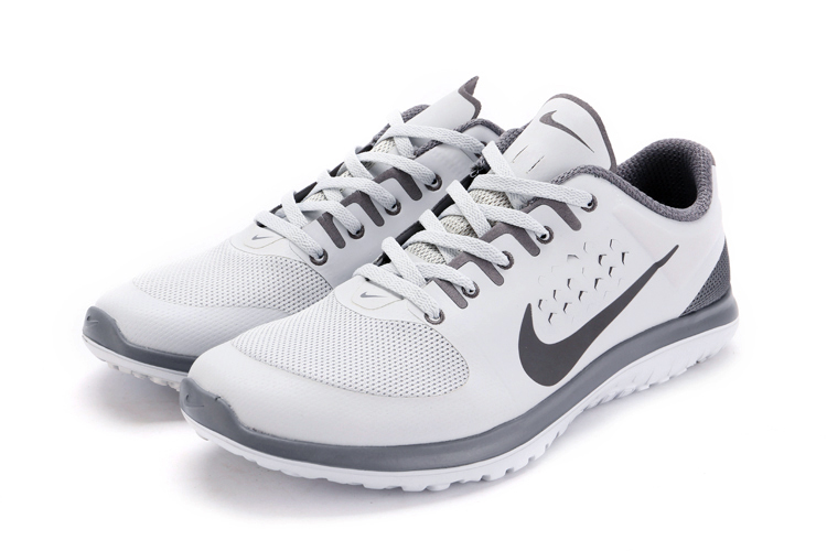 Nike FS Lite Run chaussures de course gratuit gris blanc (4)